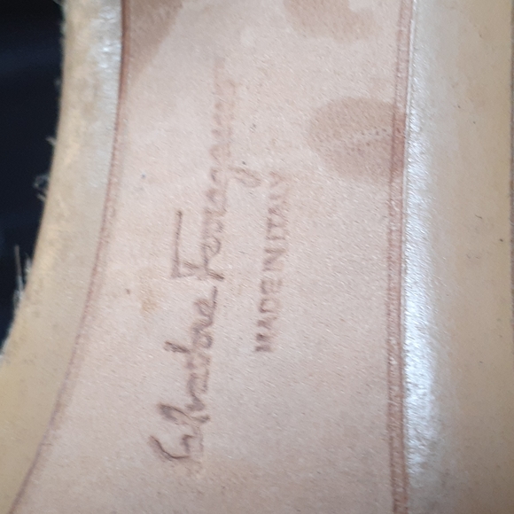 SALVATORE FERRAGAMO HEELS - Picture 12 of 13